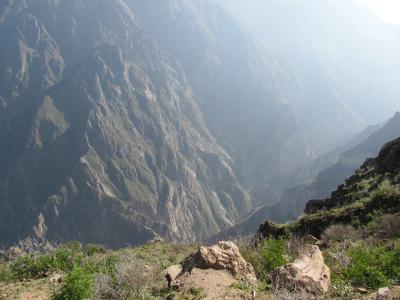 Vom Aussichtspunkt aus hatte man eine tolle Sicht in den Canyon, und eine gute Vorstellung, wie der kommende Abstieg aussah. 
